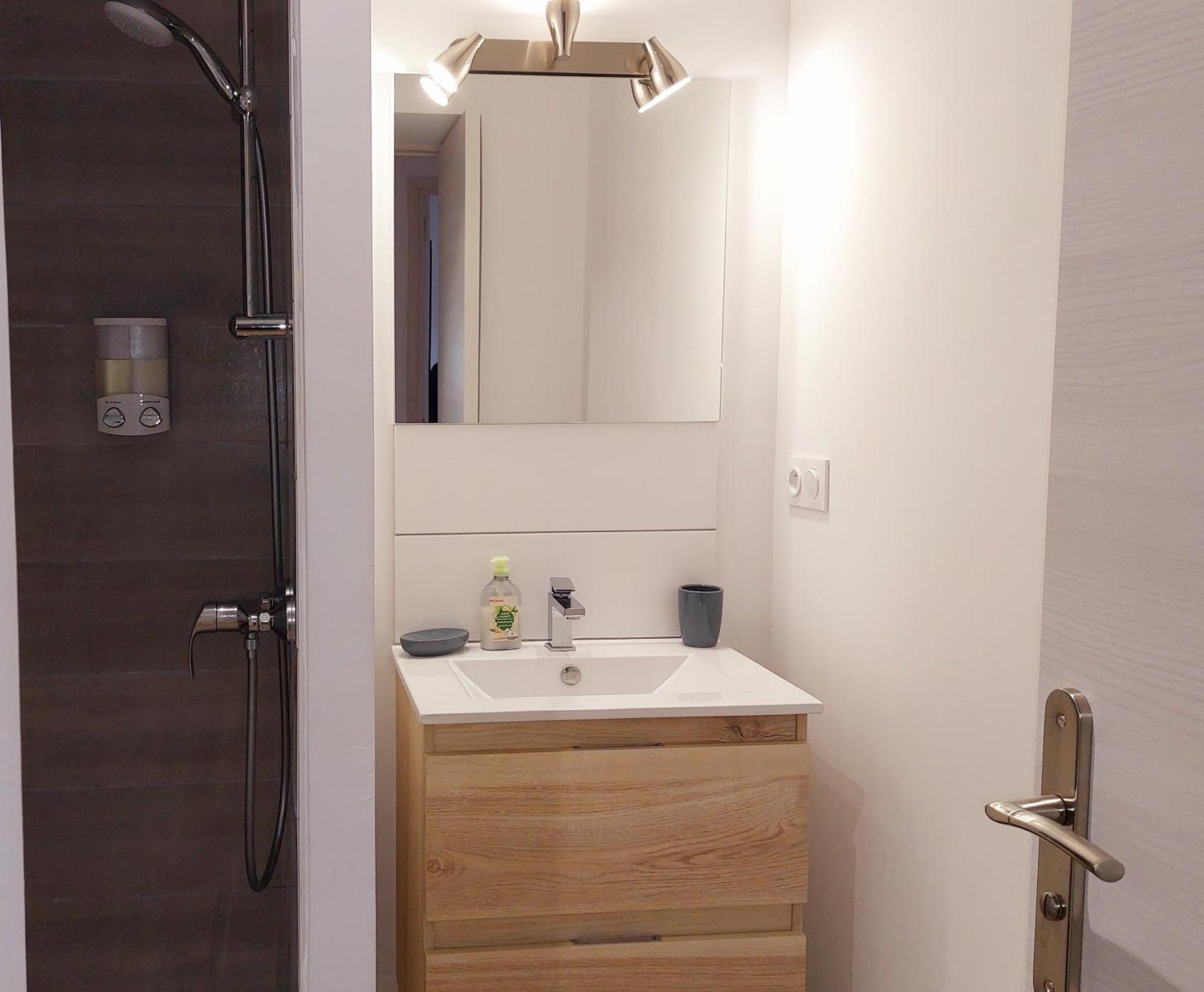Duplex Cocoon - 10 Min De Blaye - 20 Min Cnpe - Wifi - Tv Hd Apartment Saint-Seurin-de-Cursac Ngoại thất bức ảnh