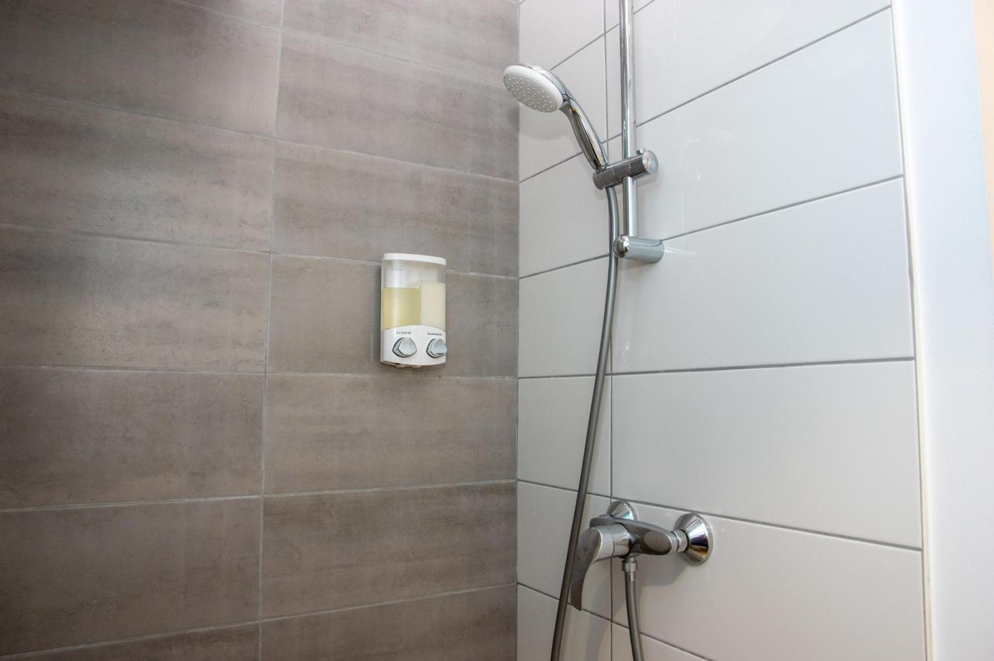 Duplex Cocoon - 10 Min De Blaye - 20 Min Cnpe - Wifi - Tv Hd Apartment Saint-Seurin-de-Cursac Ngoại thất bức ảnh