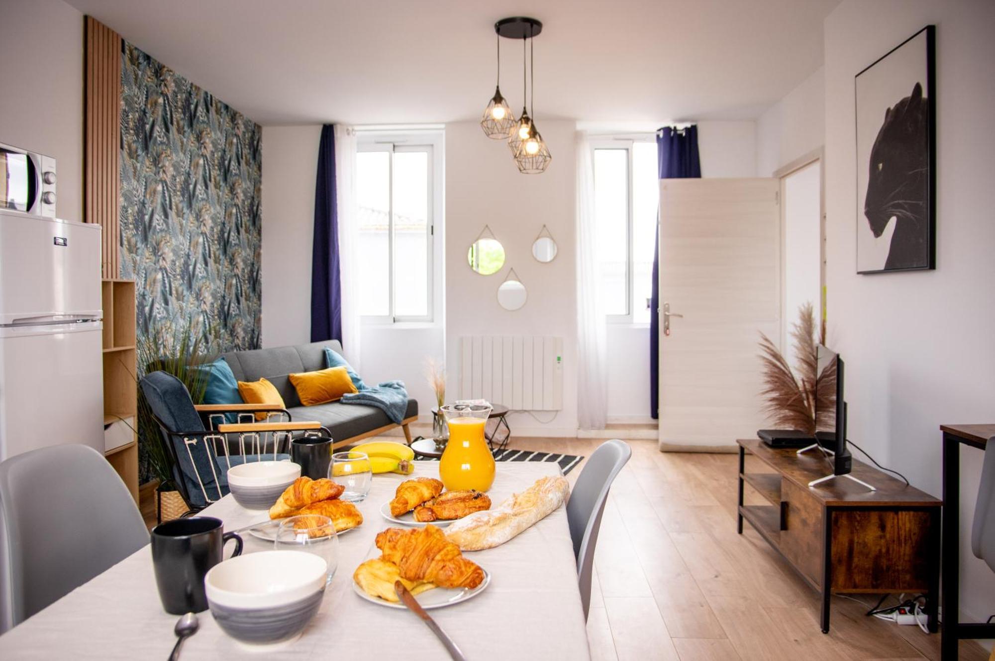 Duplex Cocoon - 10 Min De Blaye - 20 Min Cnpe - Wifi - Tv Hd Apartment Saint-Seurin-de-Cursac Ngoại thất bức ảnh